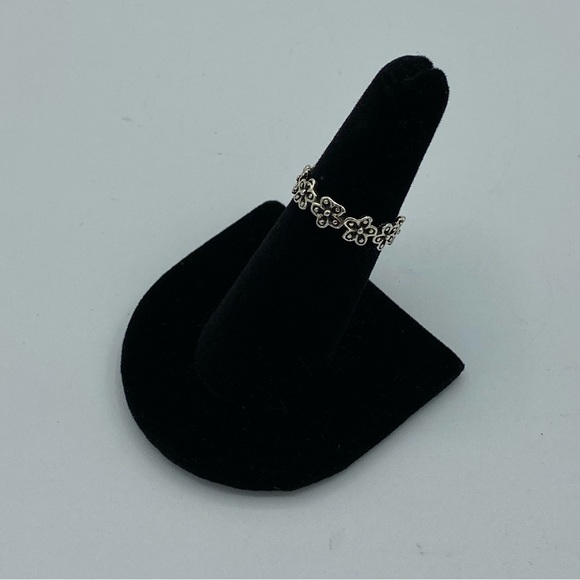 Silver Bohemian Floral Wrap Around Ring - Picture 3 of 6